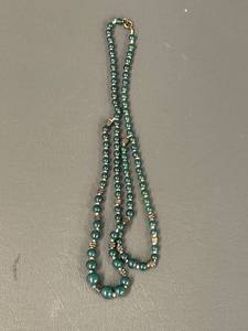 lot 93J image: Vintage Beaded Necklace 20-inch Elegant