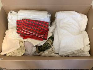lot 105F image: Assorted Linens and Textiles Lot