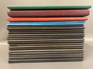 lot 117J image: Collectible Stamp Albums Lot Art & History Themes