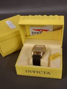 lot 30W image: Invicta Swiss Watch Model 5662
