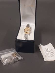 lot 40W image: Vicence 14K Italy Milor Womens Wristwatch