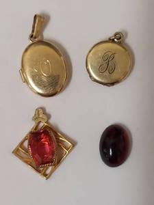 lot 69W image: Vintage 12k Gold Filled Locket, Jewelry Charm & Pendant Set