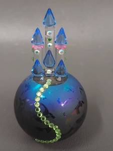 lot 73W image: Decorative Crystal Castle Orb