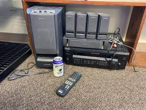 lot 4F image: Sony Home Theater System SA-W303 Receiver Speakers