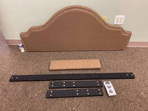 lot 78F image: Tufted Headboard with Nailhead Trim Parts Set