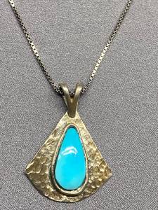 lot 101B image: Vintage Turquoise Style Pendant Necklace Italy 925