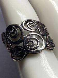 lot 104B image: Sterling Silver Swirl Design Ring 925