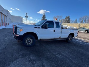 2011 FORD F-350 4WD SUPERCAB 158" XL
