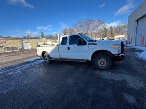 2011 FORD F-350 4WD SUPERCAB 158" XL