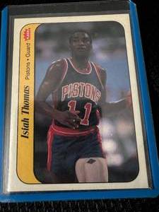 lot 14 image: Isiah Thomas 1986 Fleer Rookie Sticker #10