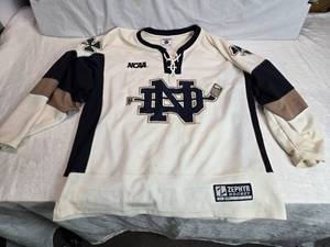 lot 238 image: Size 52 Notre Dame Fighting Irish NCAA Zephyr Hockey Jersey