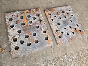 lot 39 image: 2 Northern Leader Industrial Steel Fire Place Plates