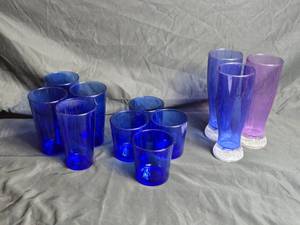 lot 70 image: Set of 8 Blue and Purple Glass Tumblers - Tall Glasses are Plastic
