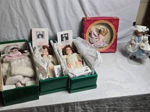 lot 131 image: Dianna Effners Mother Goose Dolls, The Little Girl with a Curl and More