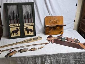 lot 143 image: Rustic Moose Cabin Decor and Fishing-Themed Wooden Art