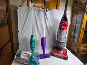 lot 180 image: Cleaning Appliances Hoover, Swiffer, and Bissell