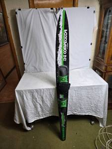 lot 181 image: OBrien The Competitor Water Ski