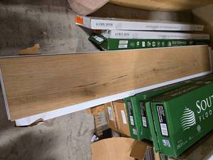 6 boxes Luxury Vinyl Plank Waterproof Approx. 108sq. ft.