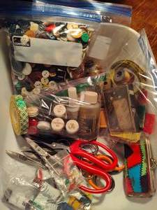 lot 59 image: Lot of Sewing Supplies