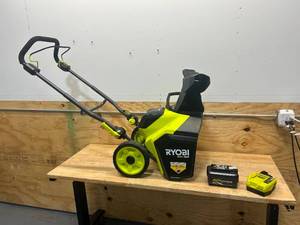 Ryobi 18 40V Battery Powered Snow Blower with 6Ah Battery and Charger