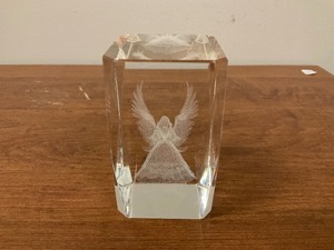lot 30 image: 3d guardian angel glass