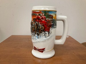 lot 35 image: 2006 Budweiser Holiday Stein