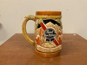 lot 41 image: 1986 Pabst King Gambrinus Stein