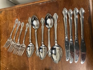 lot 67 image: EC Ltd. Staineless AURAL Japan Flatware Set