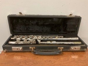 F.A. Reynolds Medalist Flute