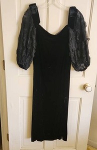 lot 170 image: Vintage Black Velvet Dress with Lace