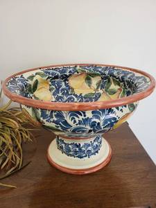 lot 204K image: Decorative Ceramic Fruit Bowl 11