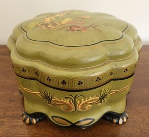 lot 211K image: Vintage Hand-Painted Decorative Box