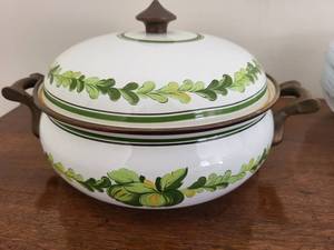 lot 235K image: Vintage Ceramic Soup Tureen
