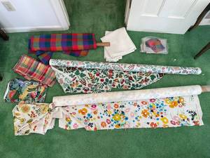 lot 67 image: Mixed Pattern Fabric Collection