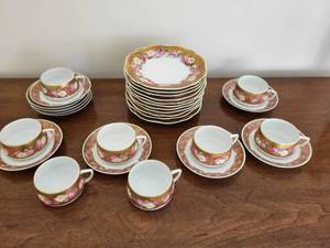 lot 82 image: Vintage German Porcelain Tea Set