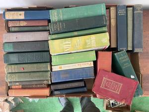 lot 84 image: Vintage Classic Literature Book Lot