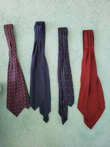 lot 95A image: Vintage Silk Tie Collection