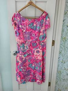 lot 97 image: Vintage Floral Print Womens Dress
