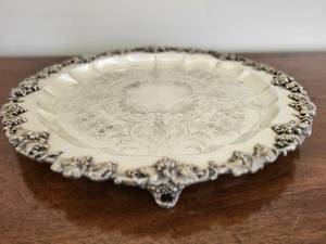 lot 106 image: Vintage Silver-Plated Serving Tray