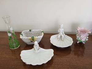 lot 117 image: Vintage Porcelain Decor Set Italy