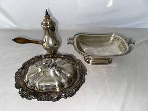 lot 132 image: Vintage Sheffield Reproduction Silver Set