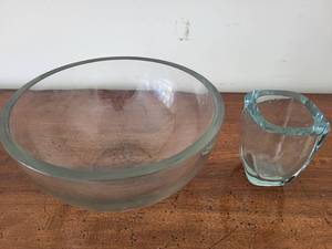 lot 316 image: Handmade Glass Bowl & Vase Set
