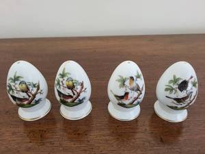 lot 206K image: Herend Rothschild Bird Salt & Pepper Shakers