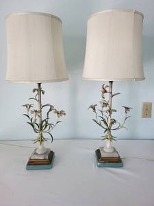 lot 35 image: Vintage Floral Table Lamps Pair