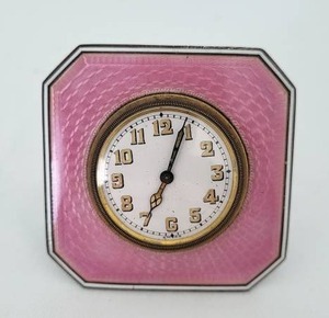lot 50 image: Vintage Pink Enamel Desk Clock