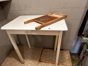 lot 192 image: Vintage Washboard on Enamel Table