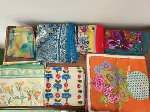 lot 332 image: Vintage Style Floral Silk Scarves Lot