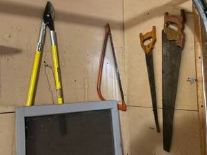 lot 427 image: Garden & Workshop Tool Set