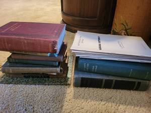 lot 240 image: Vintage & Classic Book Collection Lot