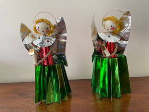 lot 361 image: Vintage Handmade Foil Angels Pair